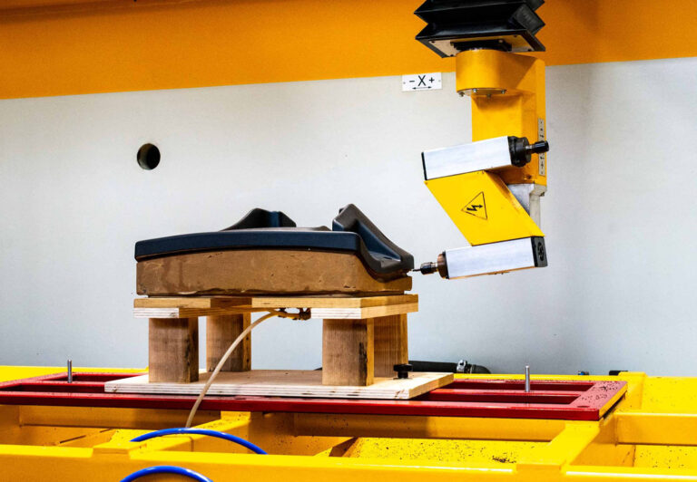 Termoformatura materie plastiche stampaggio da lastra Ureplas